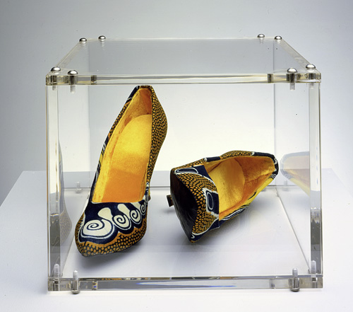 Yinka Shonibare. Cha Cha Cha, 1997. Wax print cotton cloth, velvet, leather, acrylic, metal, 25.5 × 25.5 × 20 cm. Courtesy of Zabludowicz Collection © 1997, Yinka Shonibare, MBE. All rights reserved, DACS 2015.