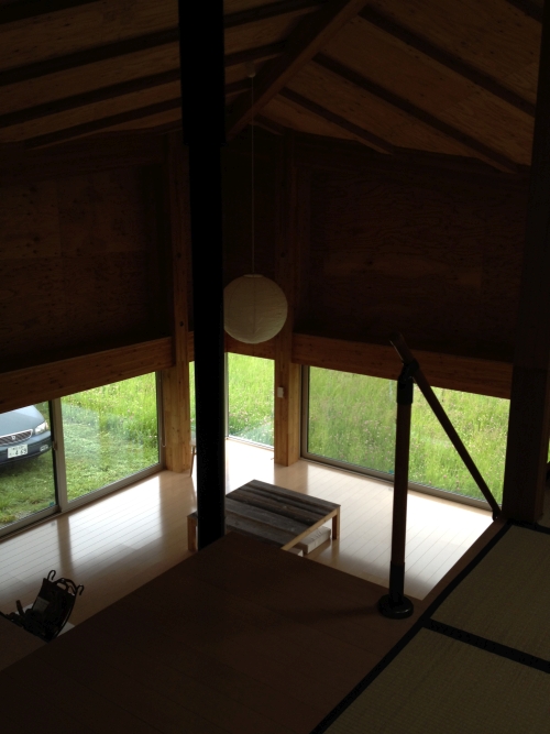 Horizon House, 2013. View from the loft level. Designed by students of Professor Mark Mulligan laboratory, Harvard University.