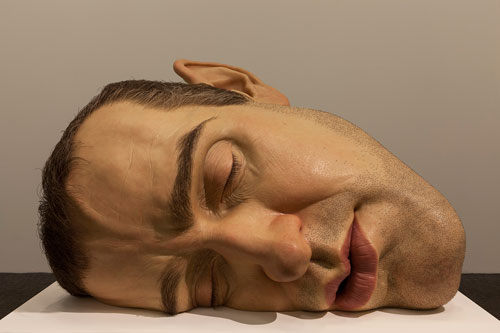 Ron Mueck. Mask II, 2002. Mixed media, 77 x 118 x 85 cm. Anthony d’Offay, London. Photograph: Isabella Matheus.