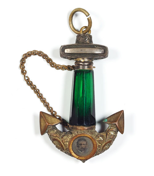Artist Unknown. Anchor-Shaped Vinaigrette (pendant), c1855. Image. Ambrotype, sterling silver setting, glass. Collection of Daile Kaplan. Photograph: Matthew Starr.