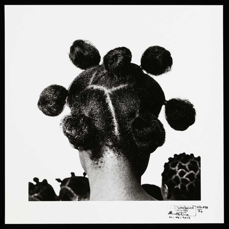 JD ’Okhai Ojeikere, Untitled (Mkpuk Eba) 1974, printed 2012. © reserved. Tate.