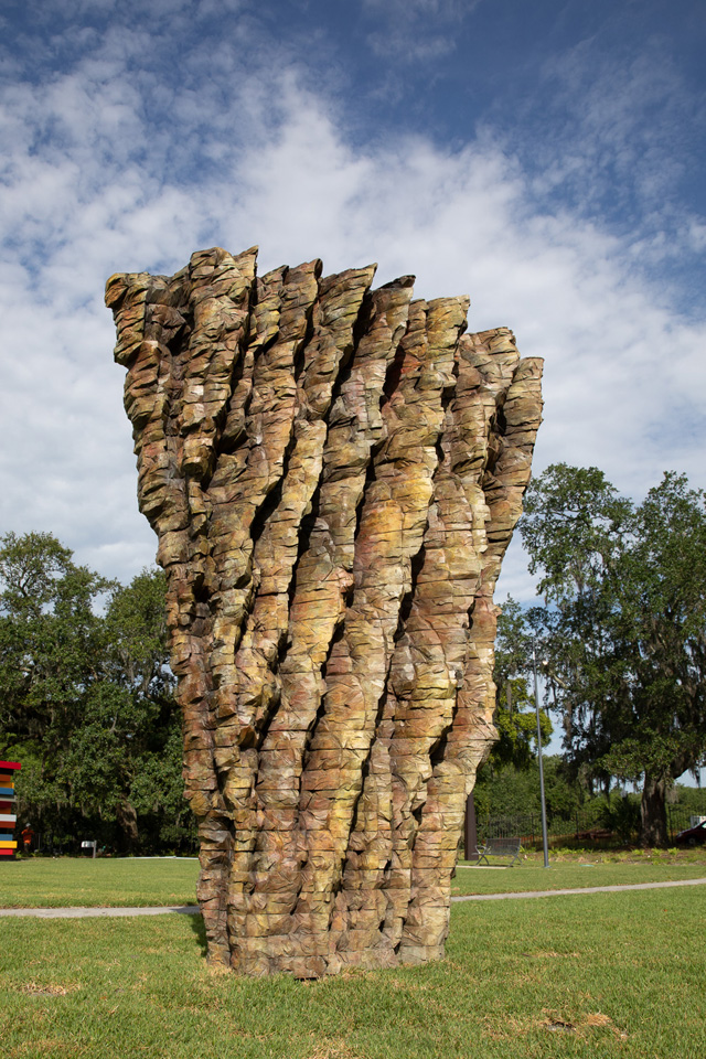 Ursula von Rydingsvard, Dumna, 2015. New Orleans Museum of Arts Sydney and Walda Besthoff Sculpture Garden, installation view. Photo: Richard Sexton.