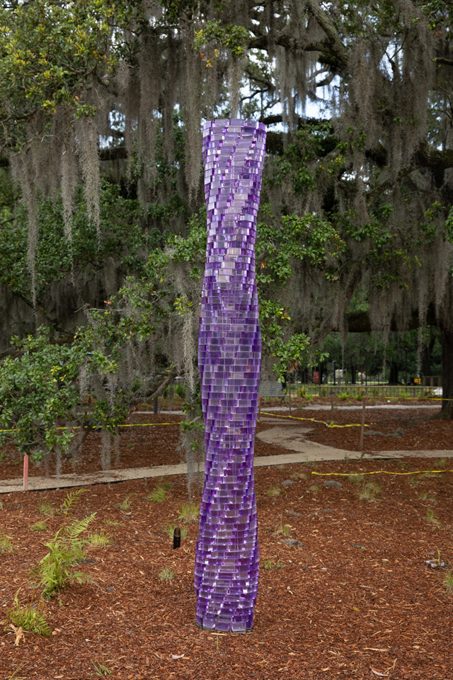 Shirazeh Houshiary, Exuviae, 2016-17. New Orleans Museum of Arts Sydney and Walda Besthoff Sculpture Garden, installation view. Photo: Richard Sexton.