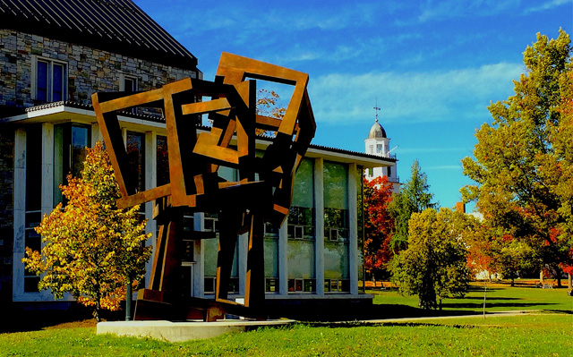 Jedd Novatt. Chaos XAXIS, 2012. Bronze, 2012, 457 x 427 x 285 cm. Middlebury Museum of Art, 2015.