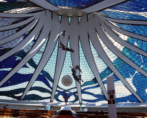 Oscar Niemeyer. Interior of<em> Brasília Cathedral,</em> Brasilia, Brazil (1960). Angels by Alfredo Ceschiatti. Exhibition 'Oscar Niemeyer Arquiteto Brasileiro Cidadão'. Photograph © Kadu Niemeyer