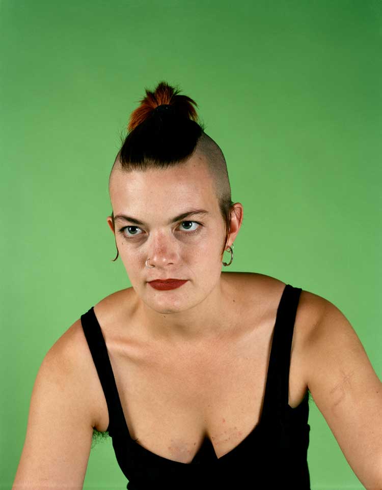 Catherine Opie, Chloe, 1993. © Catherine Opie, courtesy Regen Projects, Los Angeles; Lehmann Maupin, New York, Hong Kong, London, and Seoul; Thomas Dane Gallery.