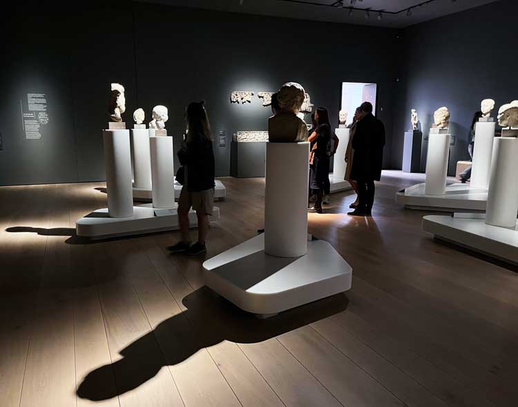 Gallery 1. Busts revealing displays of power. Photo: Veronica Simpson.