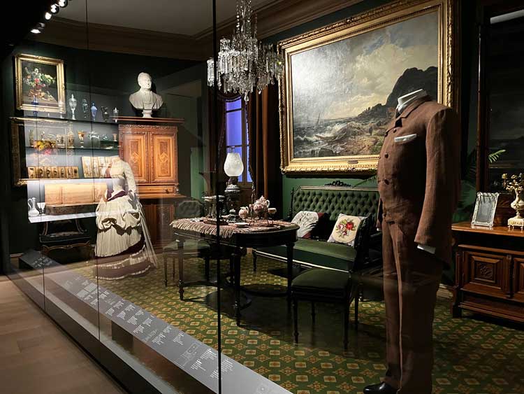 Ground floor displays of interior design and affluent tastes. Photo: Veronica Simpson.