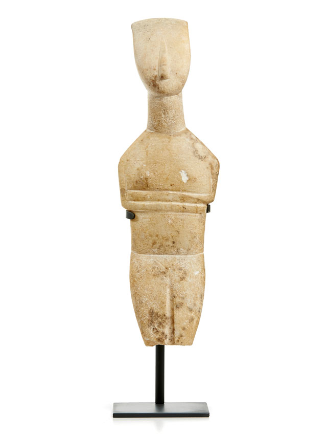 Goulandris Master (attr.), Female figure with folded arms, Cyclades, Greece, c2700-2400 BC. Robert and Lisa Sainsbury Collection (UEA 342), Sainsbury Centre for Visual Arts, University of East Anglia. Photograph: Pete Huggins.