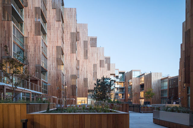 Bjarke Ingels Group (BIG), 79&Park, courtyard. Photo © Laurian Ghinitoiu.