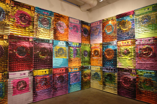 Ardan Özmenoğlu, Laundromat, 2012. Mixed media on post-it notes, dimensions variable. Photograph courtesy of the artist.