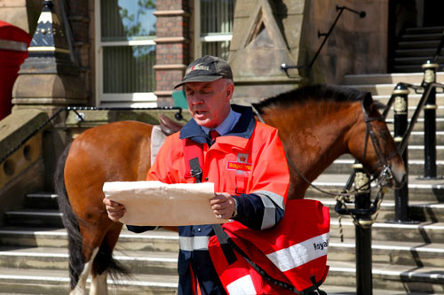 Ahmet Ögüt, Let it be known to all persons here gathered, 2012. Performance between Liverpool, St Helens, Heywood and Manchester. Commisioned by the Liverpool Biennial. Courtesy the artist.