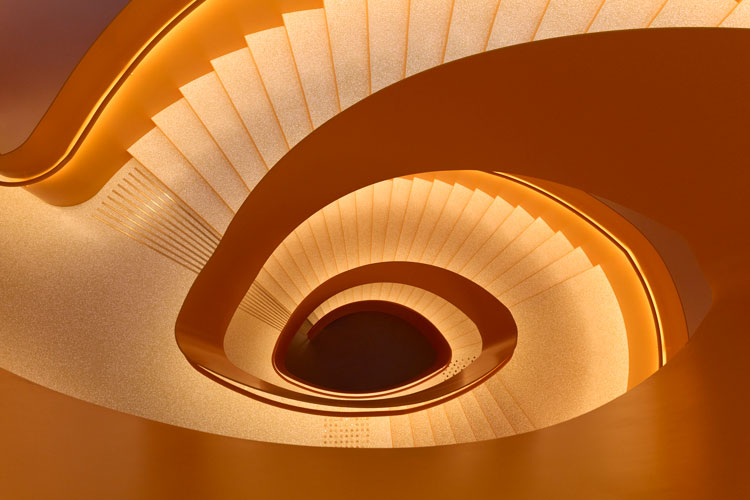 Staircase, PoMo, Trondheim 2025. © India Mahdavi, Paris / Erik Langdalen Arkitektkontor, Oslo. Photo: Valérie Sadoun.