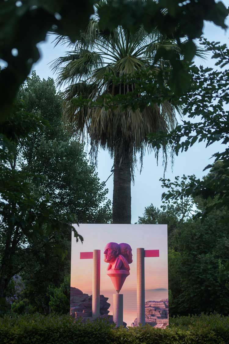 Andreas Wannerstedt, Focus! 3D animation, infinity loop. Pedion tou Areos park / Plásmata 3, Athens, 2025. Photo: Pinelopi Gerasimou.