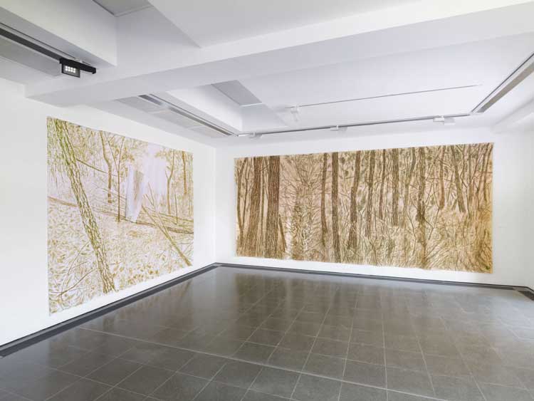 Giuseppe Penone, Verde del bosco (Forest Green), 1986 and Verde del bosco – estate 2017 (Forest Green – Summer 2017), 2017, installation view, Serpentine South. © Photo: George Darrell. Courtesy Giuseppe Penone and Serpentine.