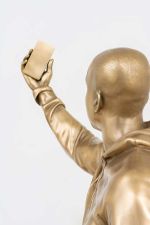 Thomas J Price. Signals, 2021 (detail). Bronze (Golden patina), 185 x 38 x 37 cm (72 7/8 x 15 x 14 5/8 in). Photo: Damian Griffiths.
