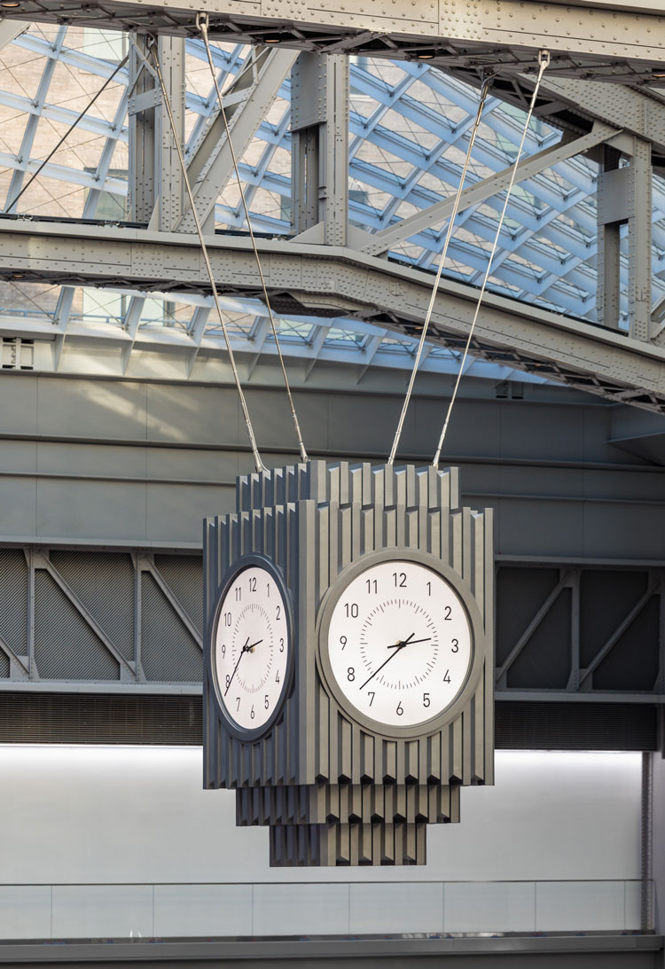 Peter Pennoyer’s steel-framed clock. Photo: Nicholas Knight, courtesy Empire State Development.