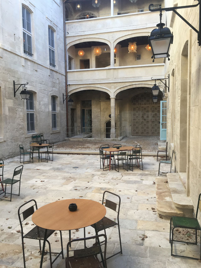 Jorge Pardo, hotel L’Arlatan, Arles, historic courtyard. Photo: Veronica Simpson.