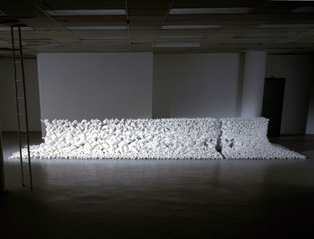 John Powers. Rampart Division, 2002. polystyrene blocks, 122 x 244 x 914.5 cm (4 x 8 x 30 ft). Image courtesy John Powers.