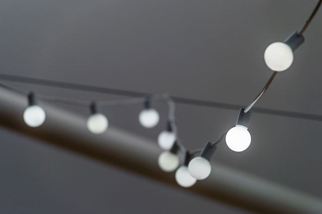 Katie Paterson. Ara, 2016 (detail). Festoon lights, dimensions variable. © Katie Paterson 2018. Courtesy Parafin, London.