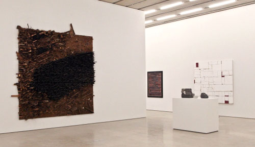 AMERICANA: Progressive Forms. Installation view. Pérez Art Museum Miami. Photograph: Daniel Azoulay photography.