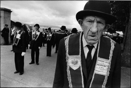 Gilles Caron. Apprentice Boys of Derry parade, Londonderry, Northern Ireland (12 August 1969)
© Gilles Caron, 2013/Fondation Gilles Caron.