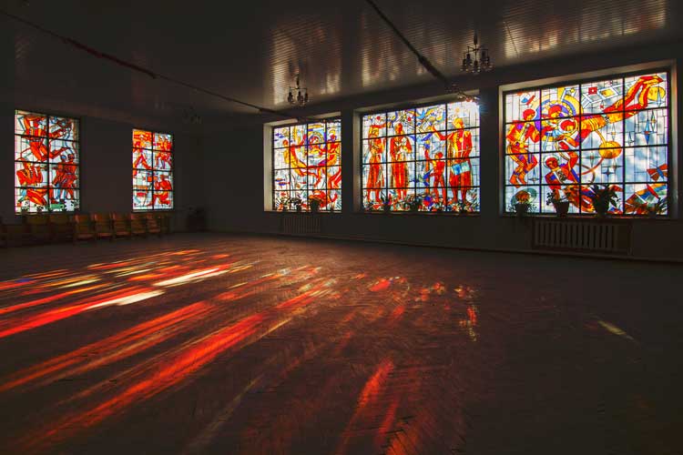 Stained-glass windows at Yuventus Students’ Club Ivan Ilko, handcrafted by Volodymyr Kuznietsov. Uzhhorod, Ukrainian Soviet Socialist Republic, 1984, Photo: Yevgen Nikiforov.