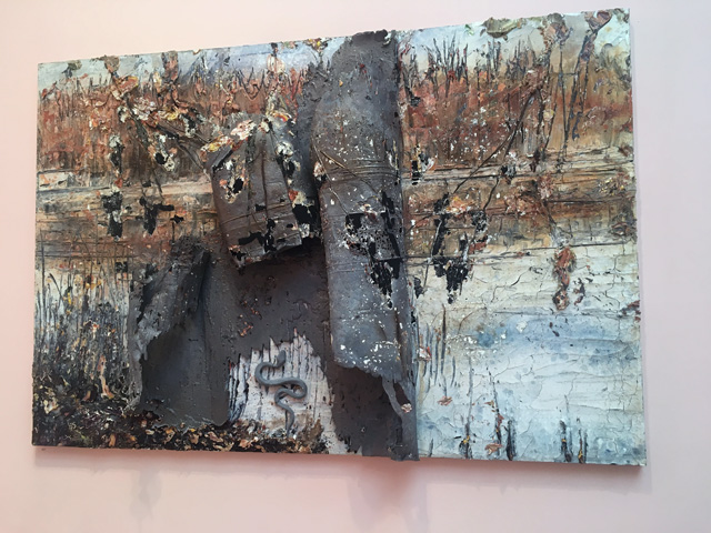 Anselm Kiefer. Gehäutete Landschaft. Emulsion, oil, shellac, lead, metal, clay and gold leaf on canvas on wood, 190 x 280 x 37 cm. Photograph: Veronica Simpson.