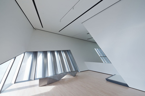 The Eli and Edythe Broad Art Museum at Michigan State University, designed by Zaha Hadid. Interior view (2).