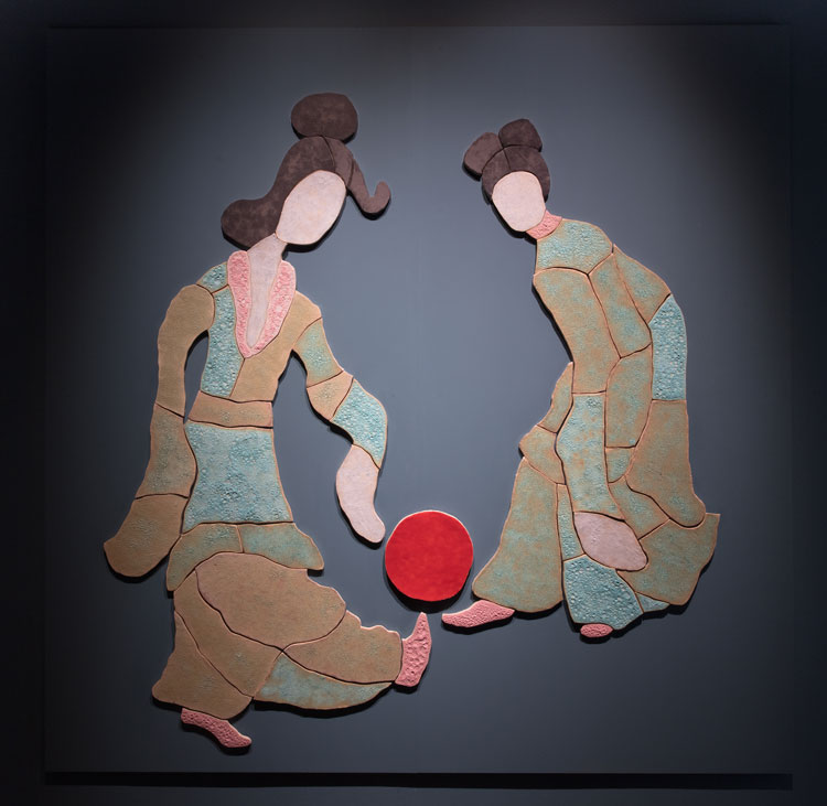 Renee So: Commodities – Sculpture and Ceramic, installation view, Compton Verney. Copyright Compton Verney and Jamie Woodley.