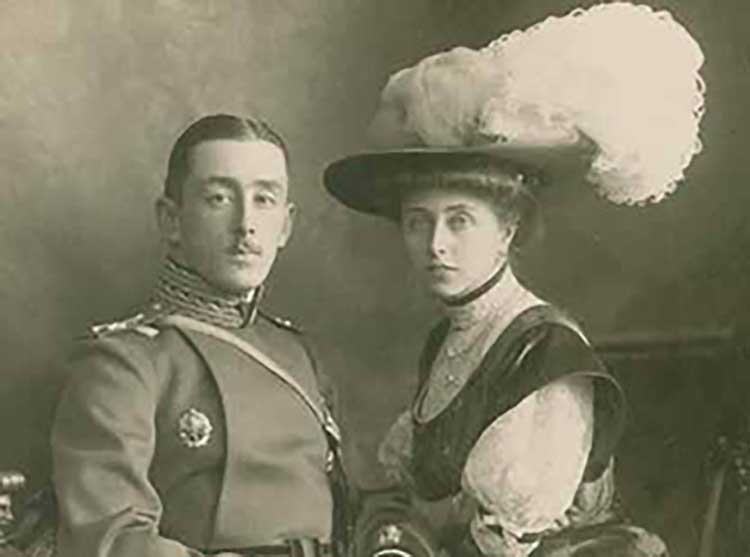 Iofan’s wife, Olga Sasso-Ruffo, the half-Italian, half-Russian aristocrat whose sister married the tsar’s nephew, with her first husband, Boris Ogarev. She was living in Narni when she met Iofan. They both joined the Communist Party and returned to the Soviet Union with her two children. © Courtesy Ekaterina Makarova.