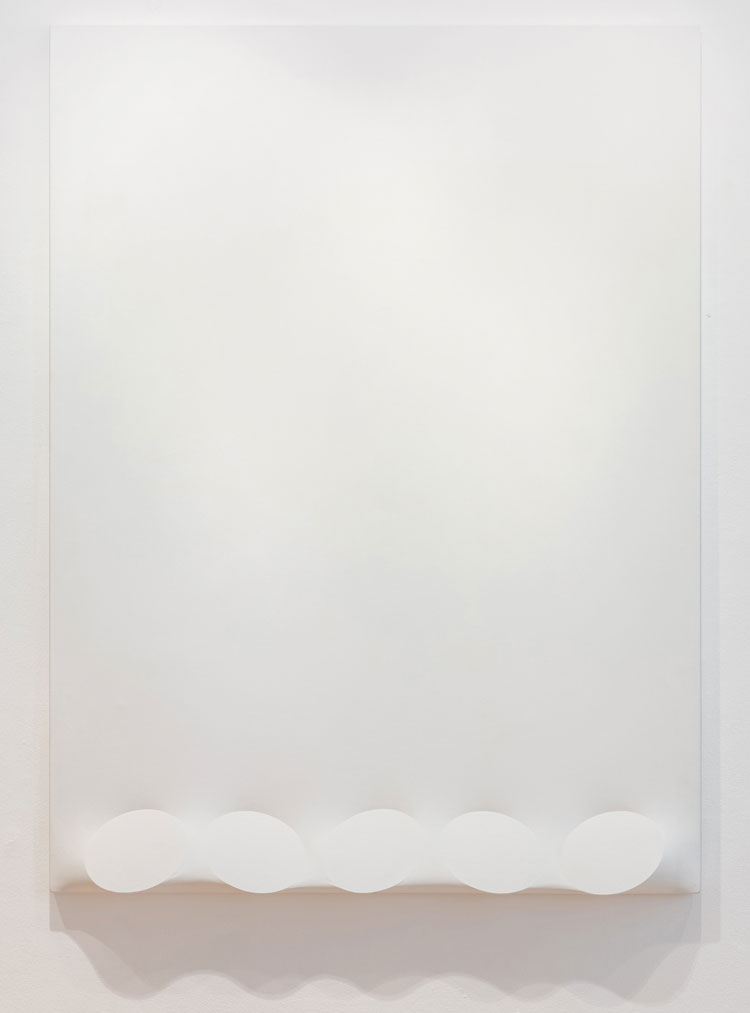 Turi Simeti. Cinque ovali in bianco, 
2002. Acrylic on shaped canvas, 
78 ¾ x 59 in (200 x 150 cm). Image courtesy The Mayor Gallery.