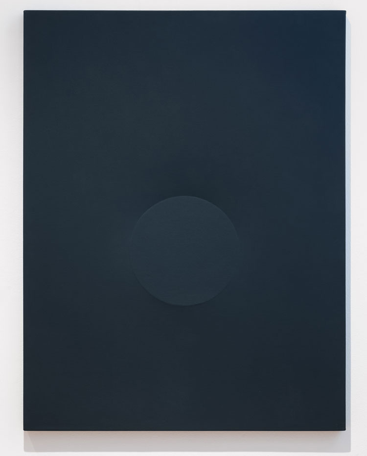 Turi Simeti. Un tondo grigio, 1989. Acrylic on shaped canvas, 51 1/8 x 39 3/8 inches (130 × 100 cm). Image courtesy The Mayor Gallery.