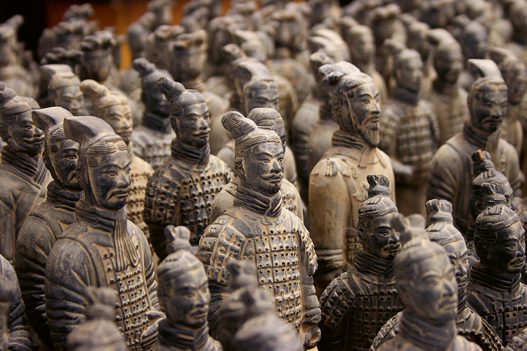 Terracotta Warriors, c221–206 bce. Mausoleum of Qin Shihuangdi, Lintong District, Xi’an, Shaanxi, China. Photo © Platongkoh / Dreamstime.com.