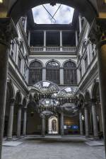 Tomás Saraceno, Aria installation at Palazzo Strozzi, Firenze. Photo ® Ela Bialkowska, OKNO Studio 2020.