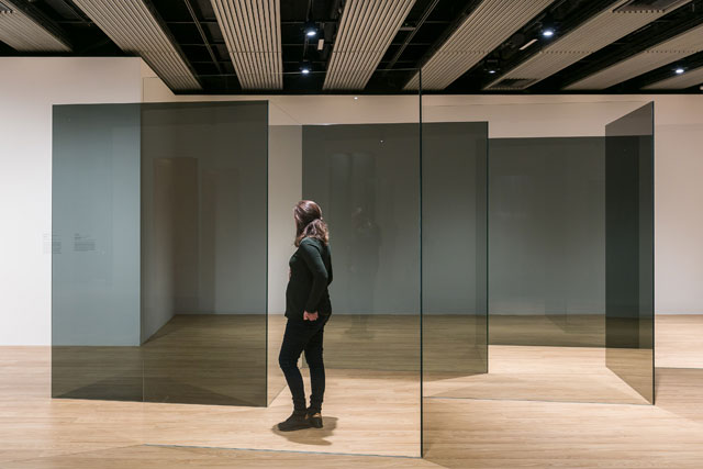 Larry Bell, Standing Walls, 1969_2016. Installation view at Space Shifters © copyright the artist, courtesy Hayward Gallery 2018. Photo: Mark Blower.