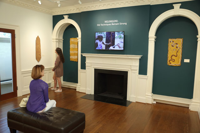 Ngunguni, exhibition view, Kluge-Ruhe Aboriginal Art Collection.