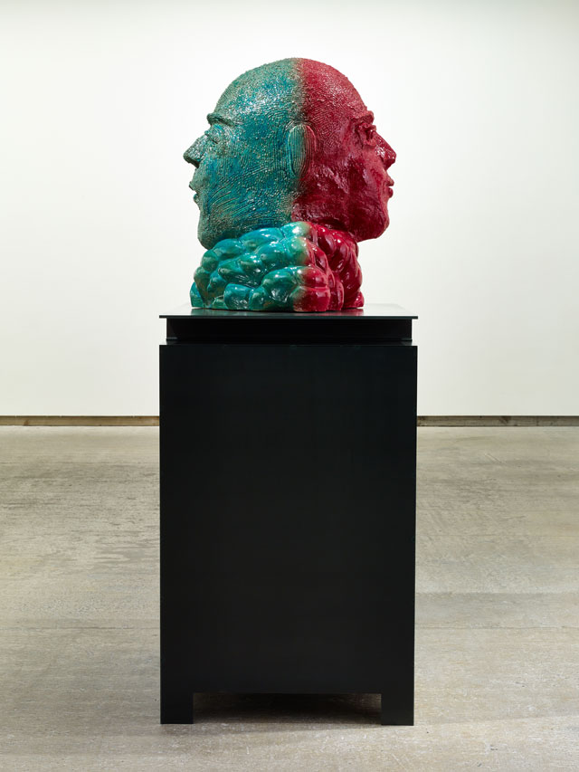 Thomas Schütte. Großer Doppelkopf Nr. 8, 2017. Glazed ceramic, steel, 81 x 76 x 78 cm (head), 129 x 80 x 120 cm (plinth). Courtesy the artist and Frith Street Gallery, London. Photograph: Steve White.