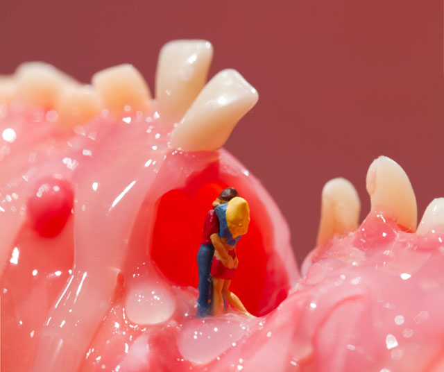 Mithu Sen. Border Unseen, 2014. Installation view (detail), Eli and Edythe Broad Art Museum, USA. False teeth and dental polymer sculpture suspended from the ceiling to the gallery floor, 84 feet. Courtesy Eli and Edythe Broad Art Museum, USA.
