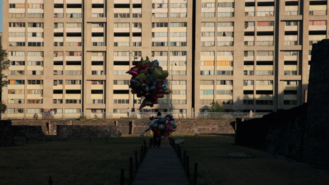 Anri Sala. Tlatelolco Clash, 2011 (still). Single-channel HD video, 5.0 surround sound, colour; 11:49 min. © Anri Sala. Courtesy kurimanzutto, Mexico City; Marian Goodman Gallery; Hauser & Wirth; Galerie Chantal Crousel, Paris; and Kaikai Kiki, Tokyo.