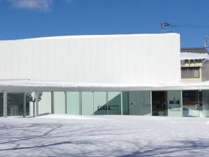 Ryue Nishizawa. Exterior view of the Towada Art Center, 2005–08.