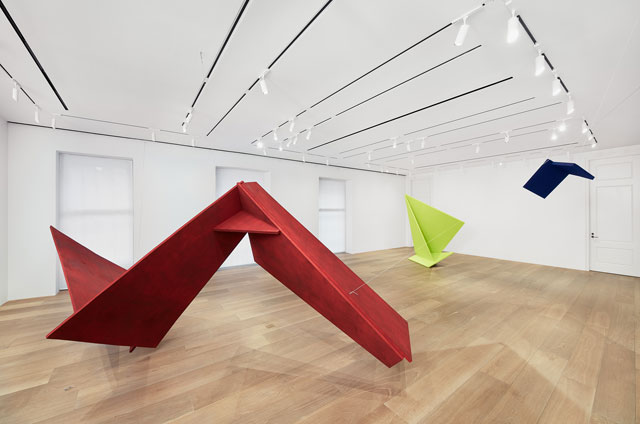 Joel Shapiro, installation view, Dominque Lévy, New York.