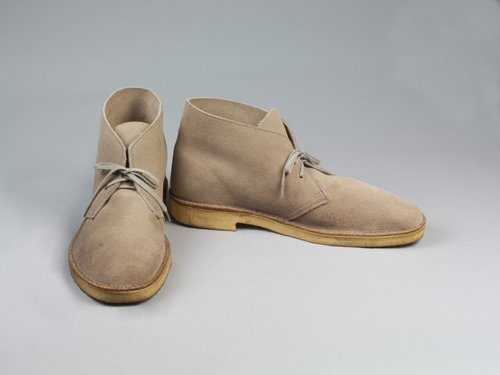 Clarks. Desert boots, light brown suede, 1994. © Victoria and Albert Museum, London.