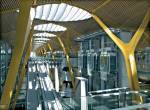 Escalators at Barajas Airport Terminal, Madrid. Photo credit: Manuel Renau.