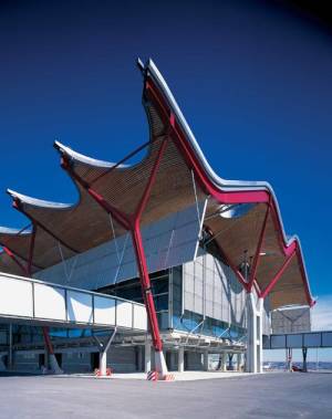 Outside Barajas Airport Terminal, Madrid. Photo credit: Katsuhisa Kida.