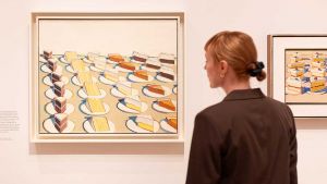 A luscious selection of sweets, cakes and pies seduce us at this, the American painter’s first UK museum show. But was he celebrating the American dream and its values or critiquing it?