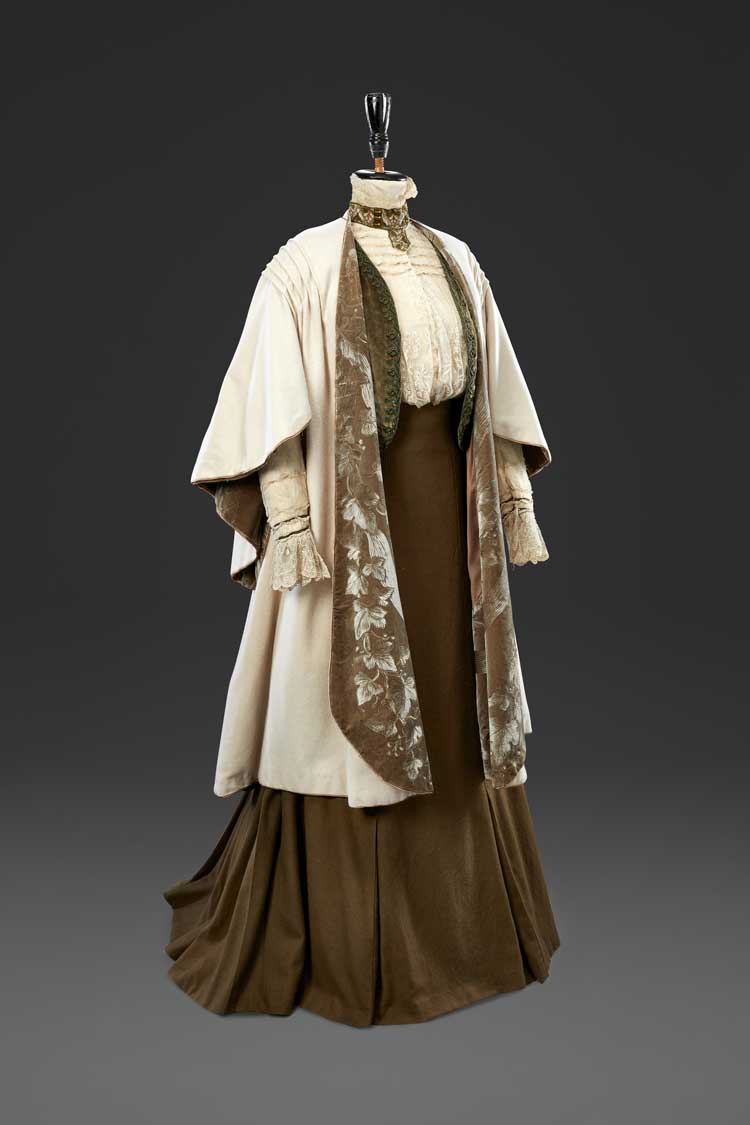 Howards End (1992), Costume for Ruth Wilcox (Vanessa Redgrave)
Costume Designers: John Bright, Jenny Beavan. © Cosprop - Jon Stokes / Julia Buckmiller.