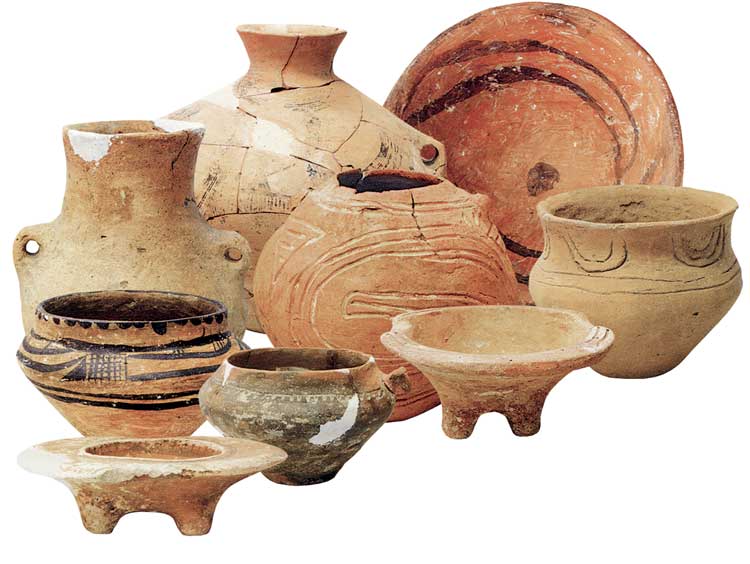 Trypillian ceramics. End of 5th-beginning of 4th millennium BCE. Ceramic. © National Museum of the History of Ukraine, Kyiv.