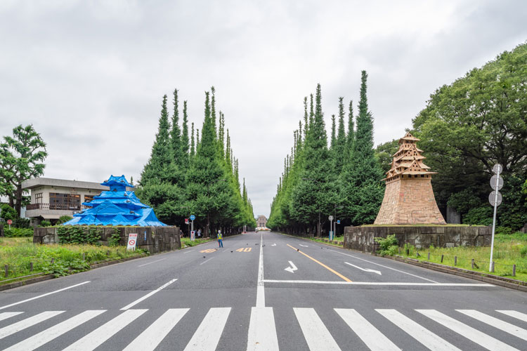 Tokyo Castle / Makoto Aida. © AIDA Makoto. Photo: ToLoLo studio.