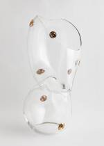 Mika Tajima. Anima 7, 2020. Glass, cast bronze jet nozzles, 71.1 x 40.6 x 45.7 cm (28 x 16 x 18 in). Image courtesy of the artist and Kayne Griffin Corcoran. Copyright of the artist.